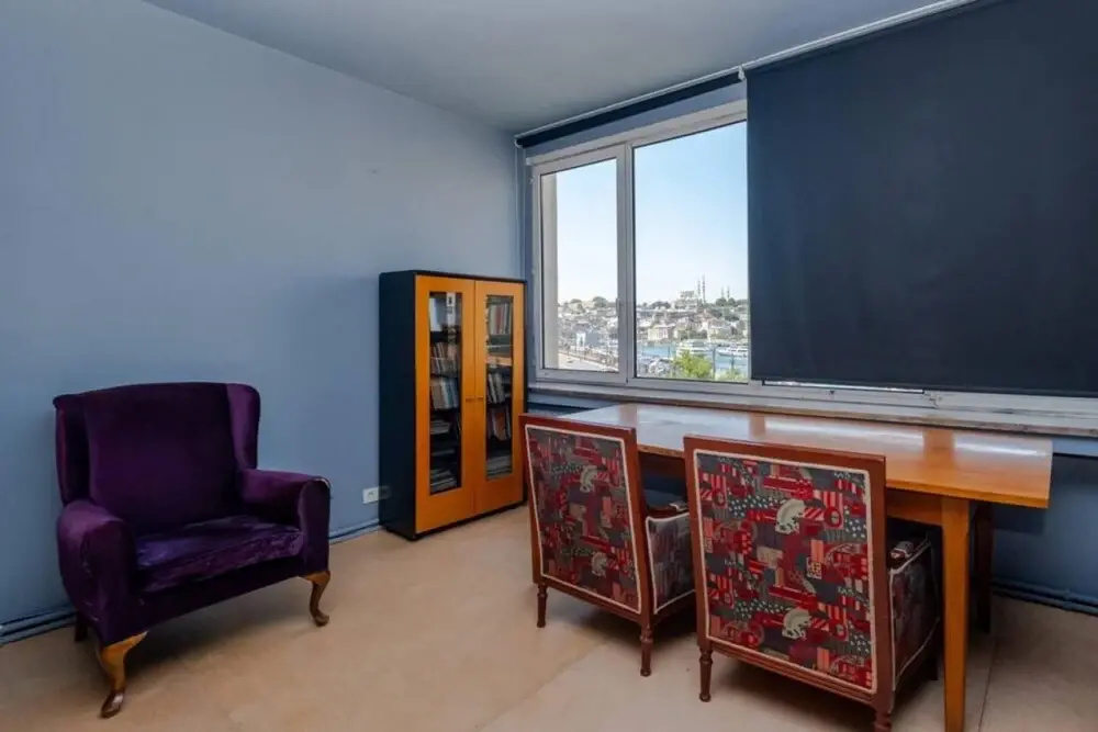 Flat With Karakoy View Near Ferry Station