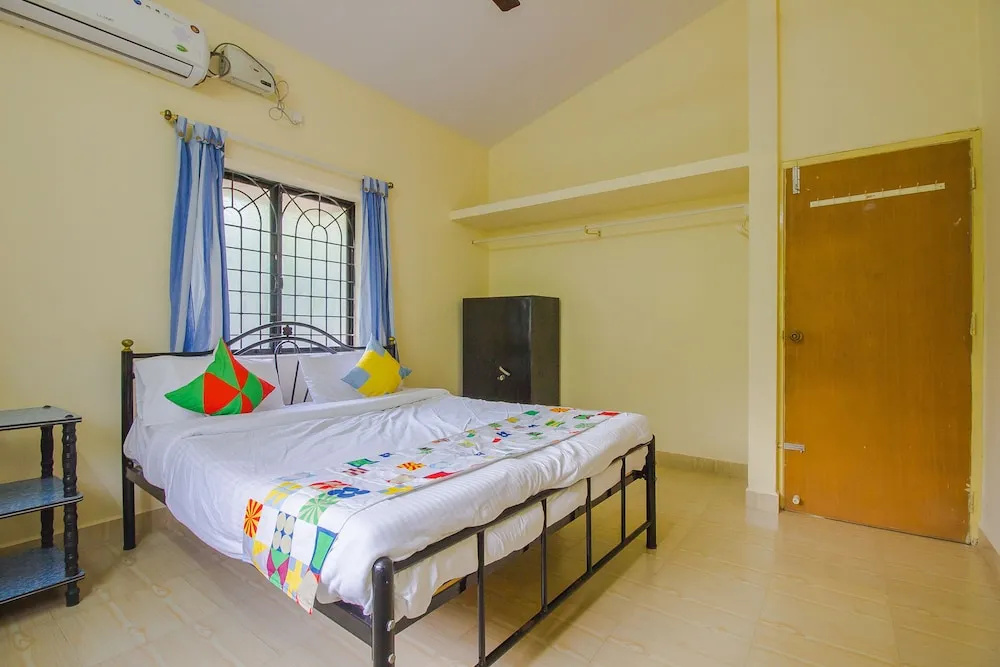 OYO 17401 Home Peaceful 2BHK Calangute