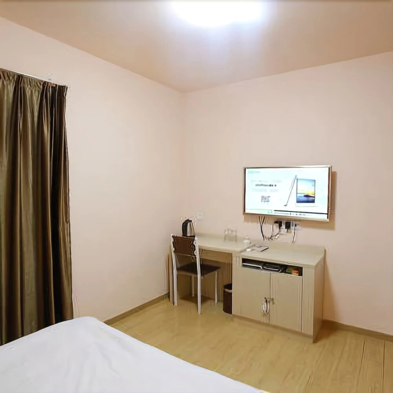 Lanqin Hotel