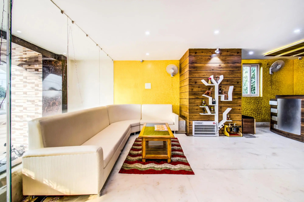 FabHotel Grand Sheela