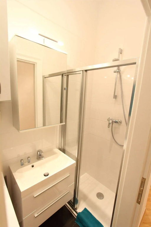 CheckVienna – Apartment Stumpergasse