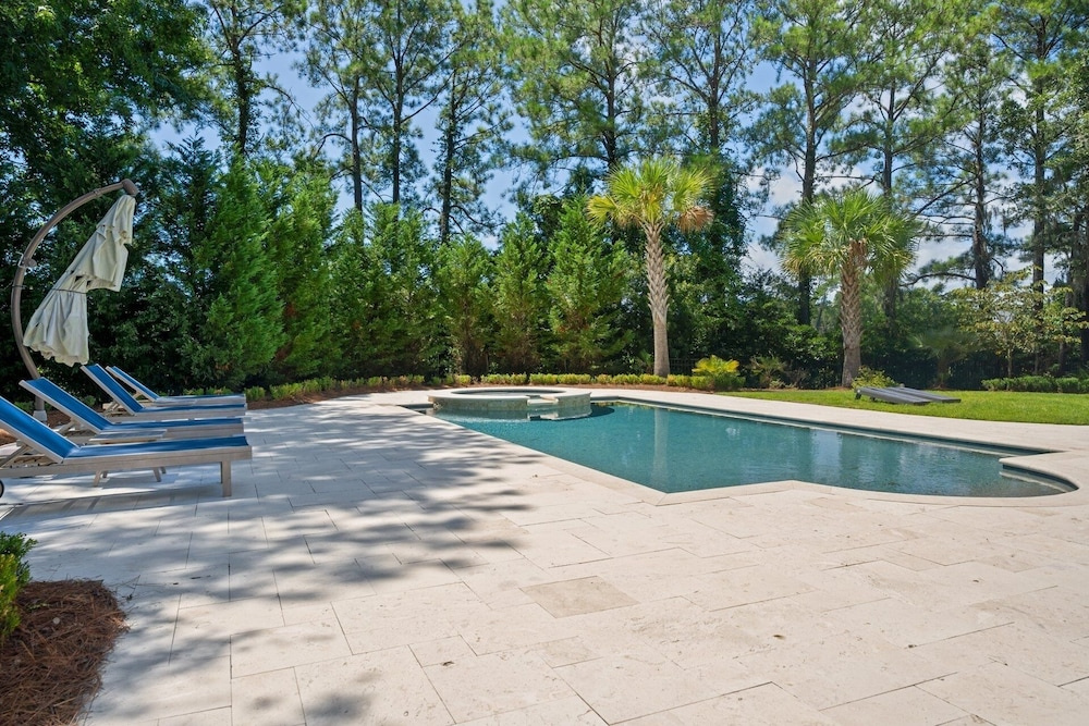 718 Collins Meadow Drive 6 Bedroom Home