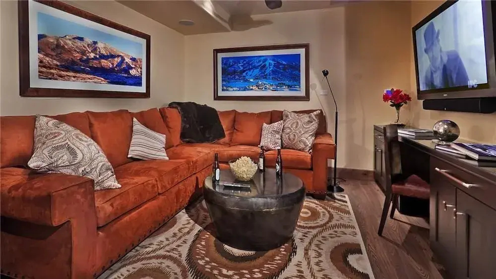 Snowline Ridge 307 4 BedroomCondo By Moving Mountains