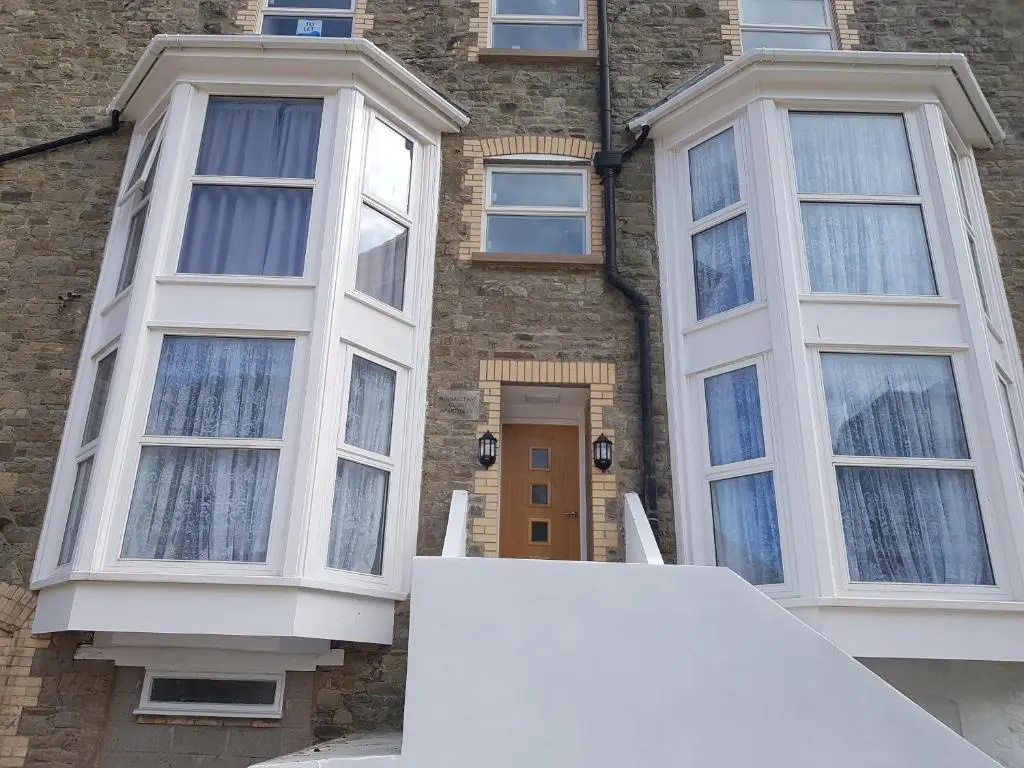 Runnacleave Court, apartment 2