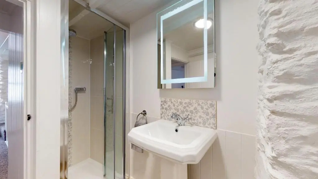 Lobster Cove, Excellent location, Close to beach & coastal walks, Family run