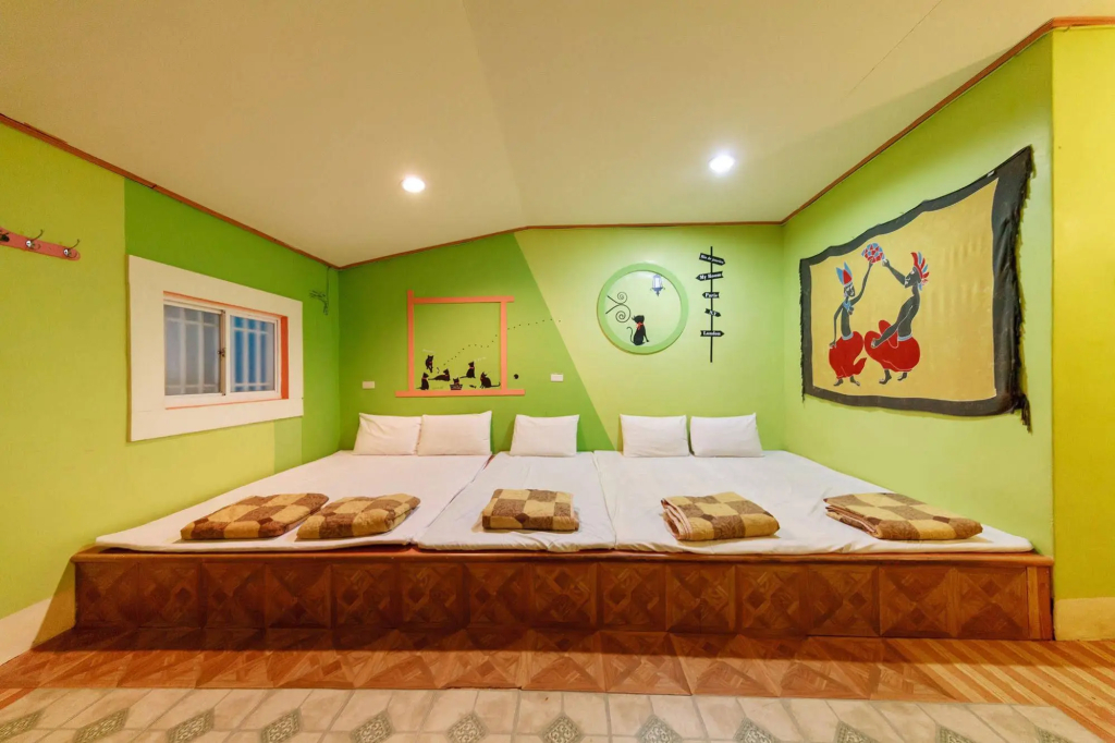 海中天旅店 Sea Of The World B&B