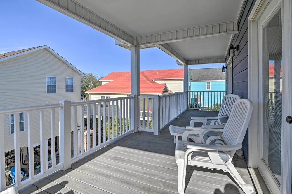 Large Home w/ Hot Tub & Pool: 500 ft to the Beach
