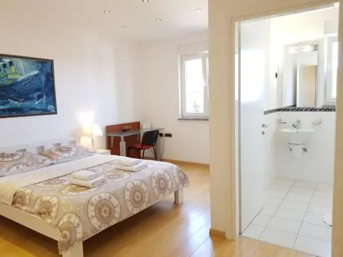 Apartment In Icici With Seaview Terrace Air Condition Wifi