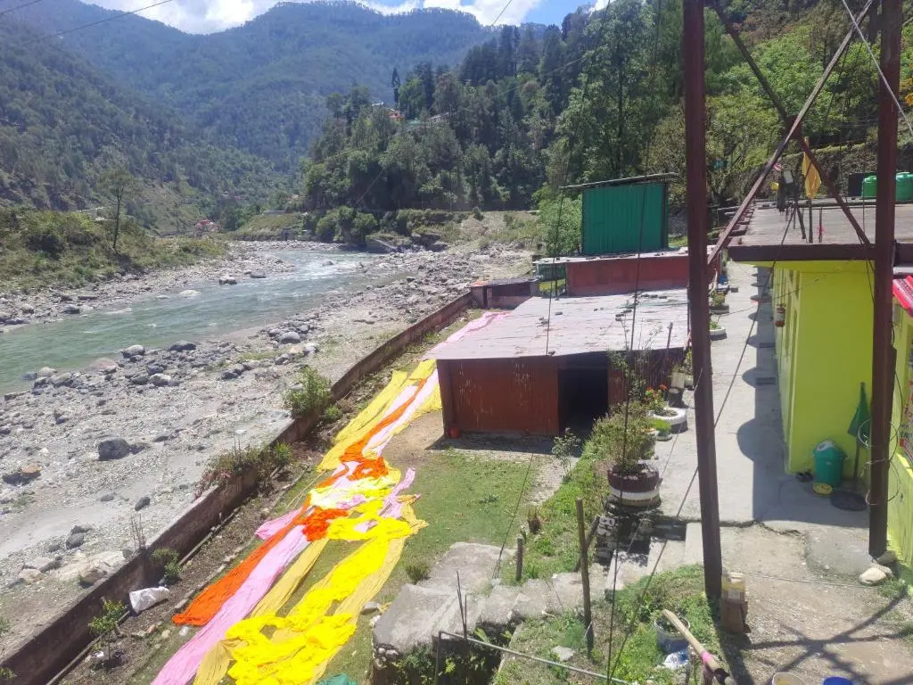 Ganga Darshan Guest House