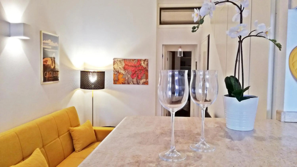 Mirtì boutique Apartment heart Cagliari