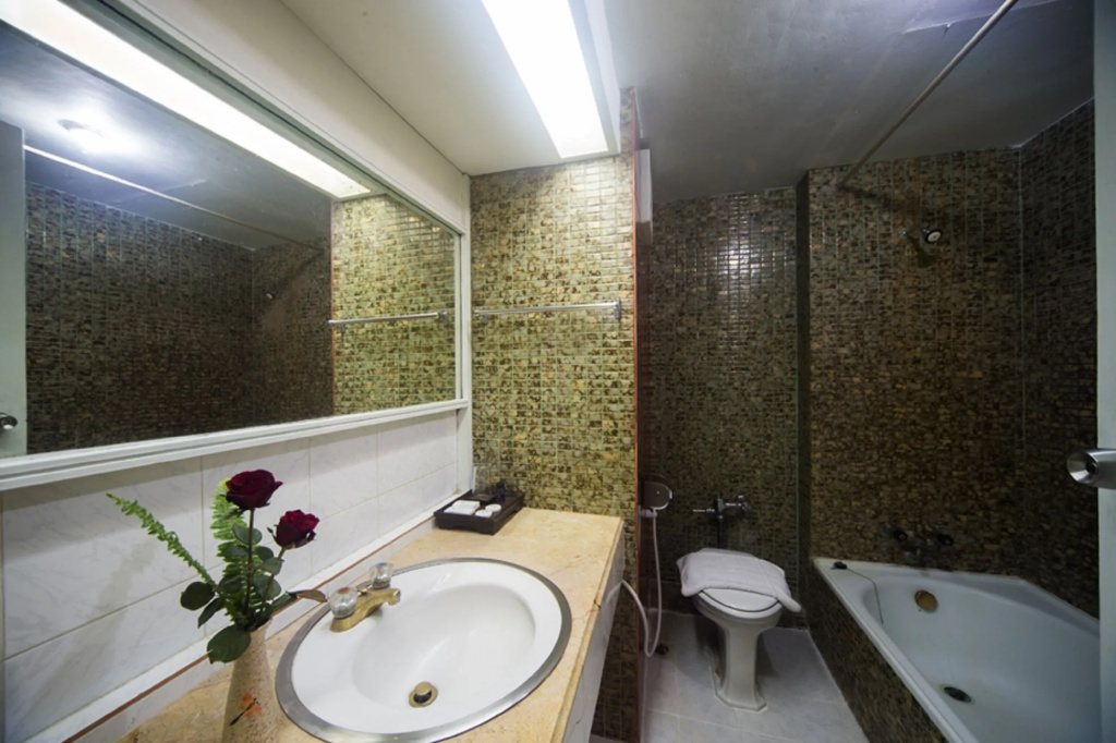 Amarin Nakorn Hotel