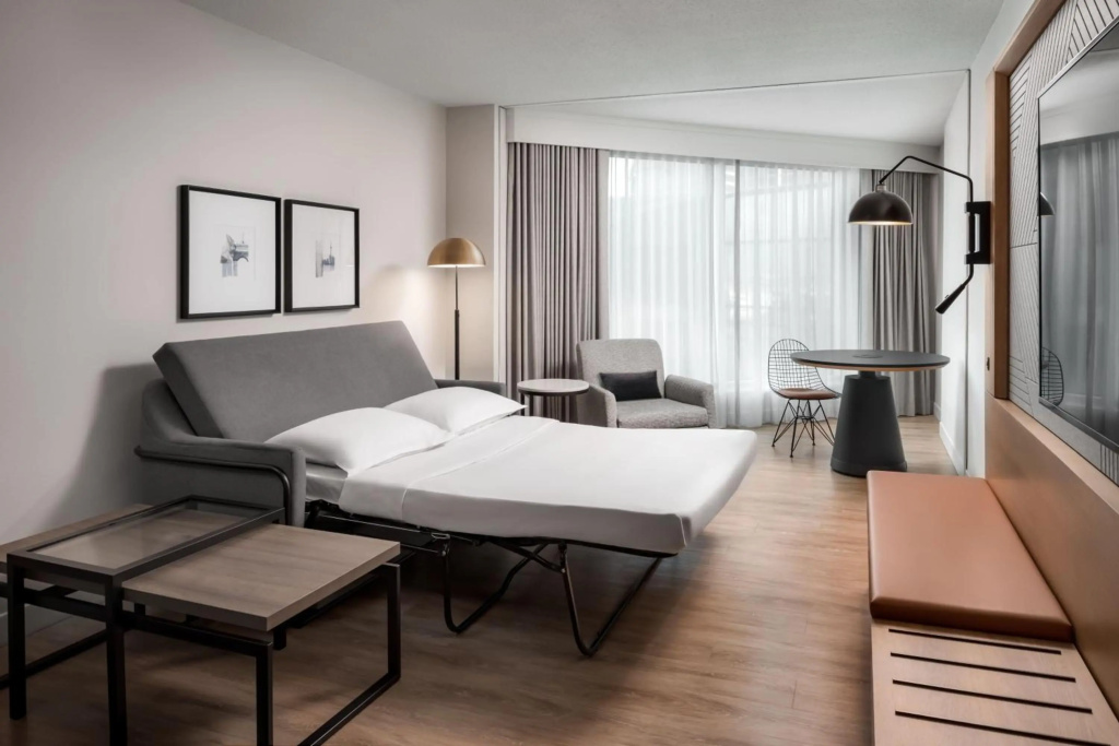 Sheraton Gateway Hotel in Toronto International Airport