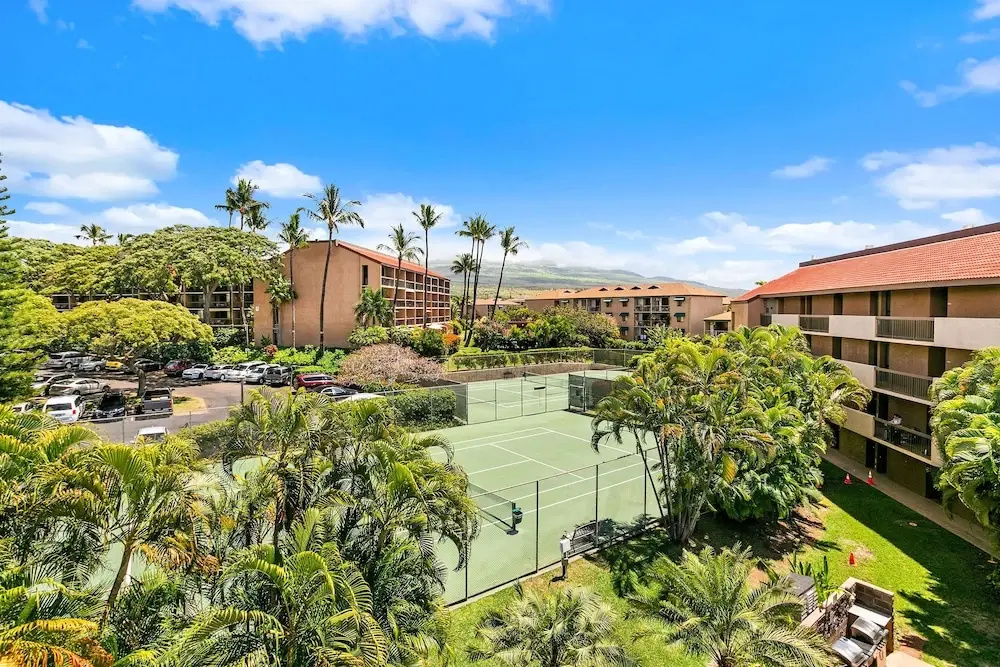 Maui Vista 2-301 - Modern and Bright Renovation in Building 2, No Carpet, AC!