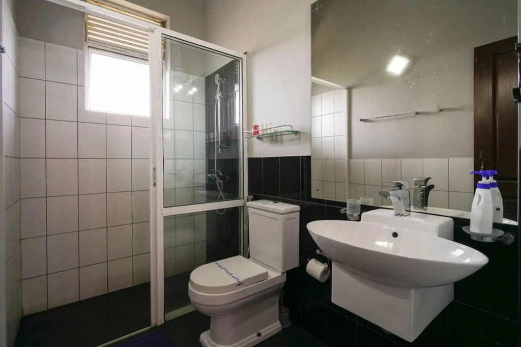 Lake View Comfort Bungalow