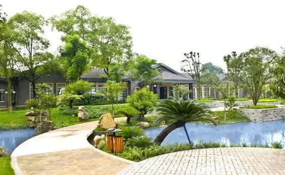 Tan Mu Lin Celebrity City Hotel