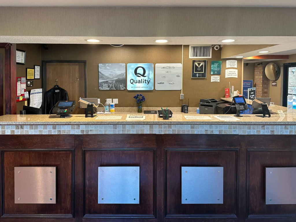 Quality Inn & Suites Sun Prairie Madison East