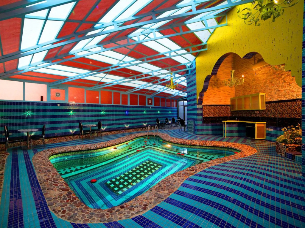 Roomi Suites Hotel