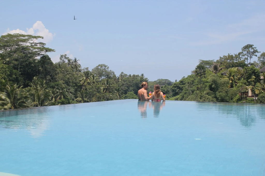 Amori Villas