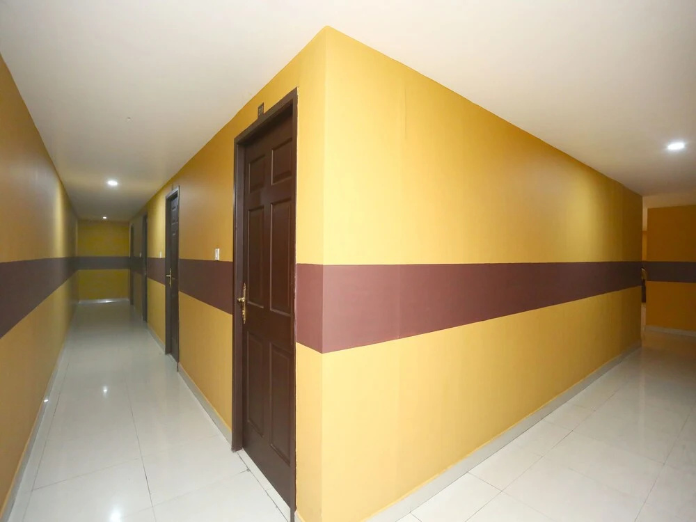 OYO 15560 Assent Inn