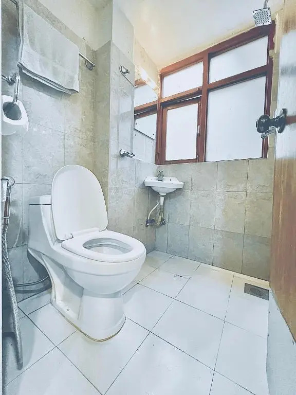 Hiranya Inn 2