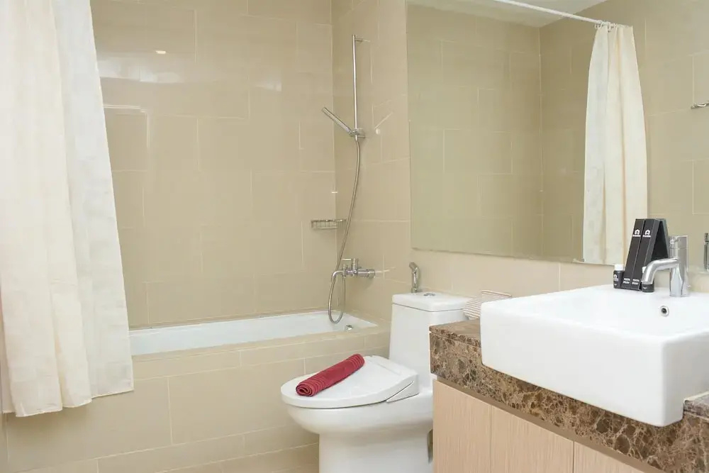 Homey And Cozy Stay 2Br At Casa Grande Apartment