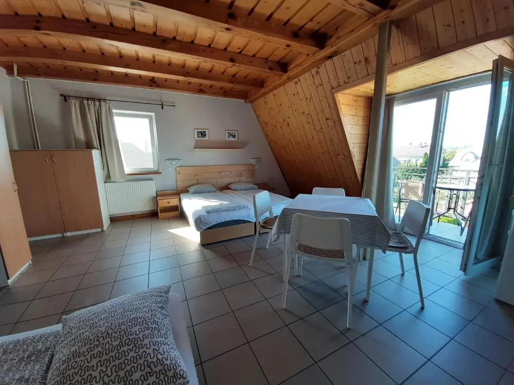 Família Apartmanház
