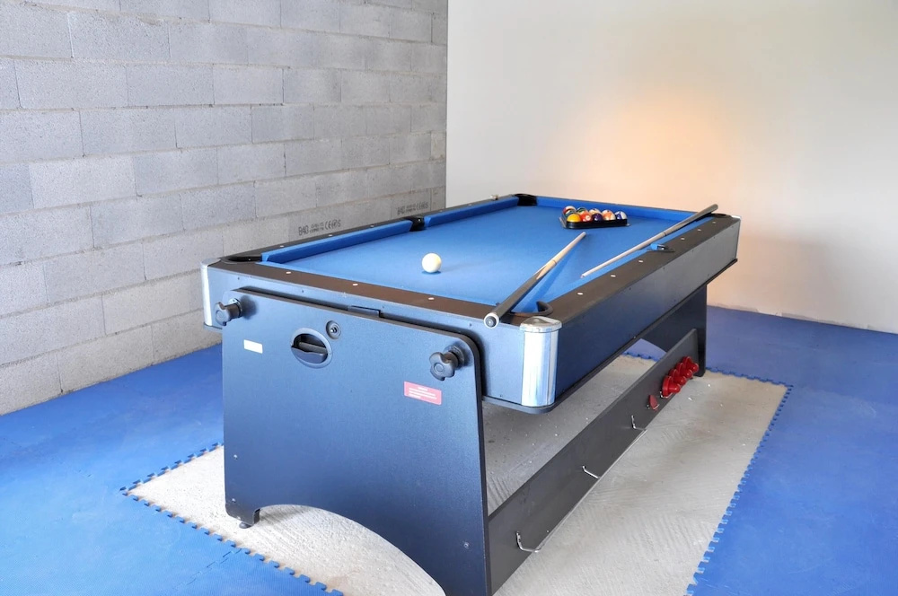 House With one Bedroom in Brux, With Pool Access, Enclosed Garden and