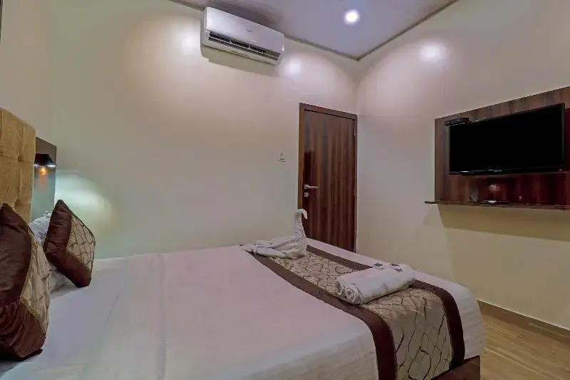 HOTEL SIGNATURE INN