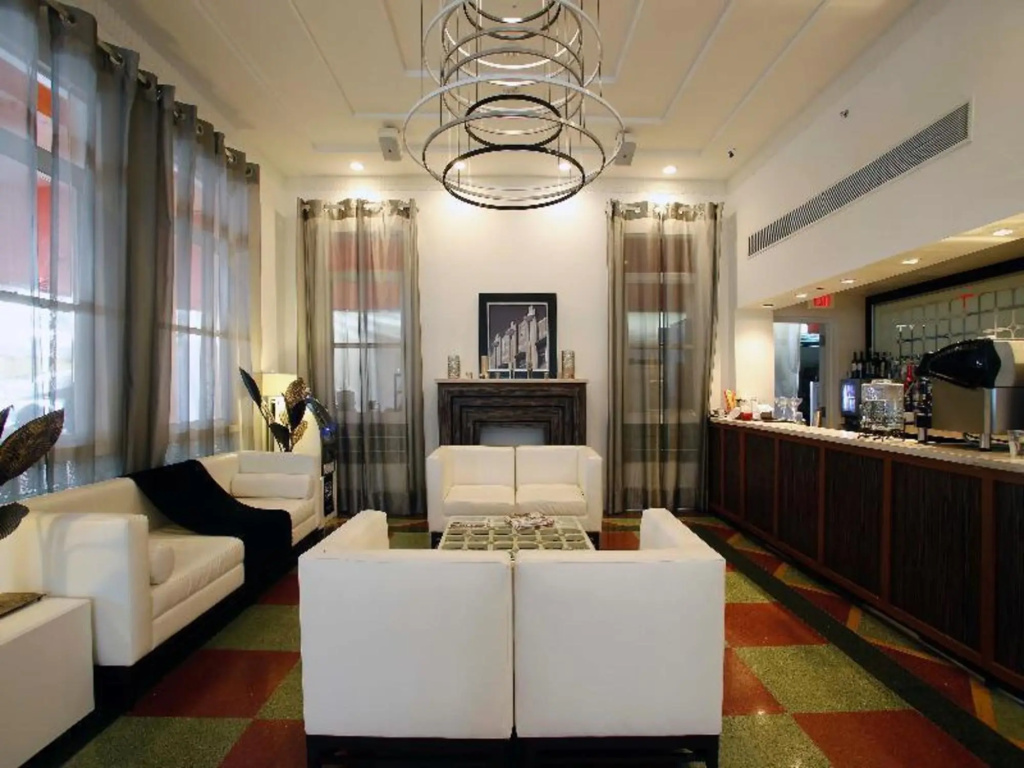 Waldorf Towers South Beach