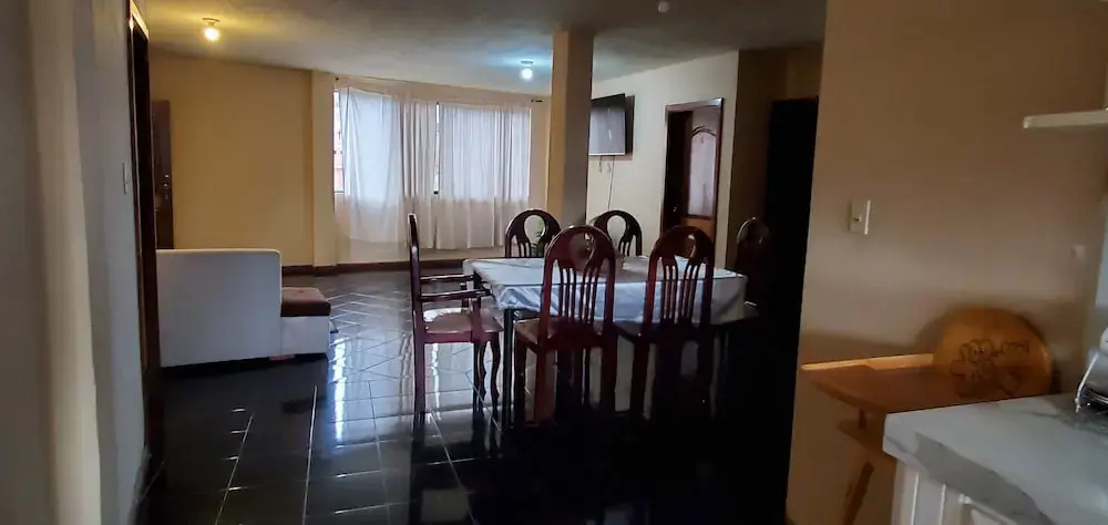 Departamento en Cuenca, 3 Habitaciones y parqueo gratis