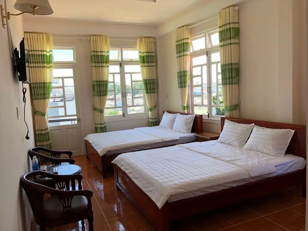 Ngoc Loan Hostel