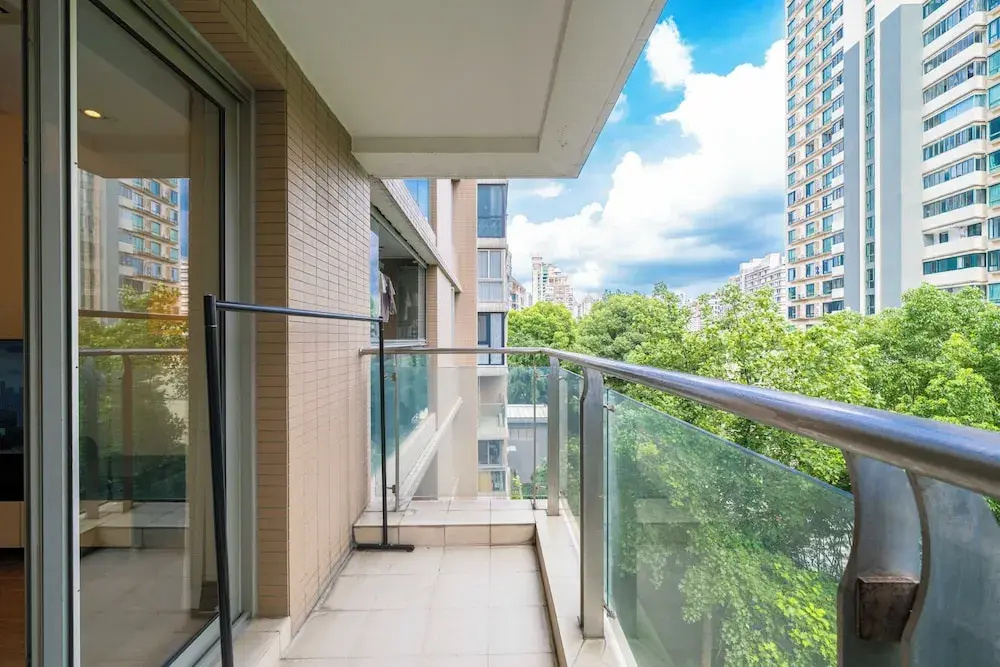 Tyms Modern 1BR 1BA Suite Xujiahui Shops
