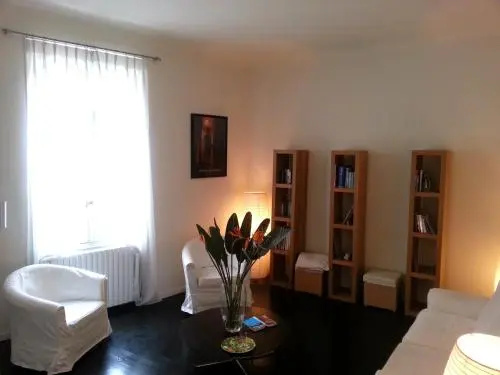 Grace - Luxurious 4beds-4baths Next To Palais