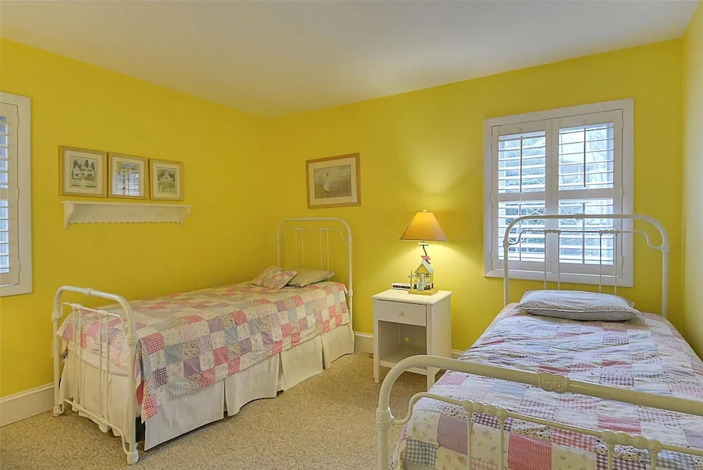 101 Elizabeth Ct S.b. by Long & Foster