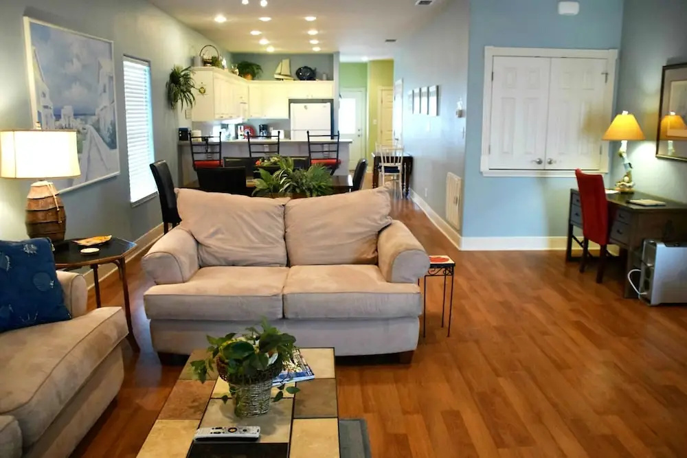 Spinnaker House - Four Bedroom Home