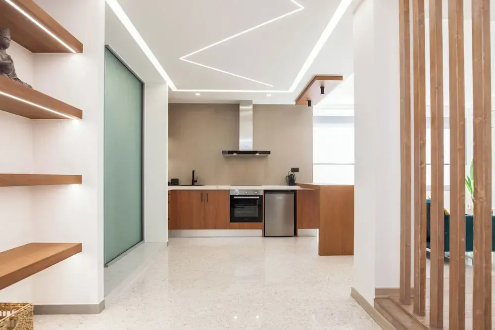 Stylish Modern Suite at Piraeus Port