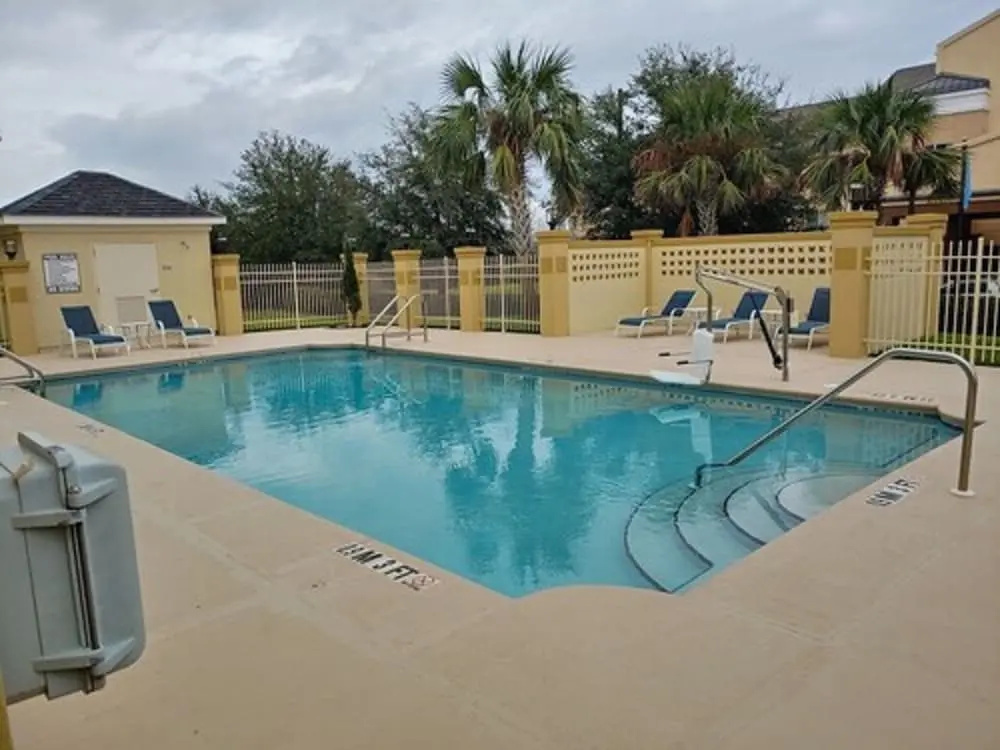 COMFORT INN and SUITES MARIANNA