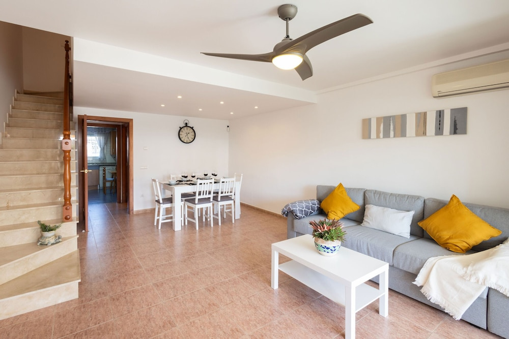 Golden Coast Retreat by Fidalsa