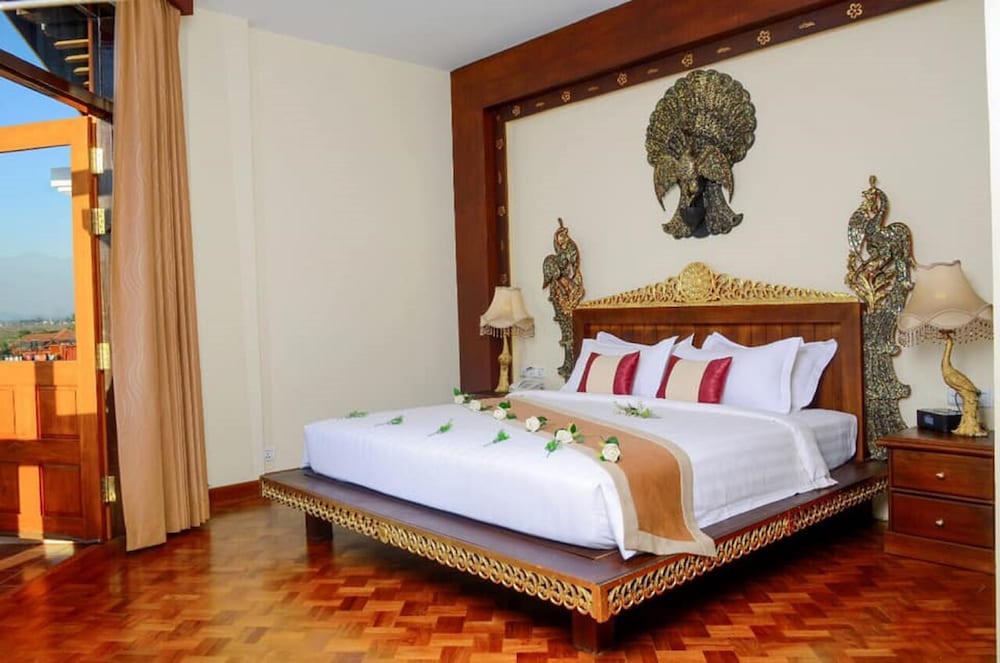 Thousand Island Hotel Inle Lake