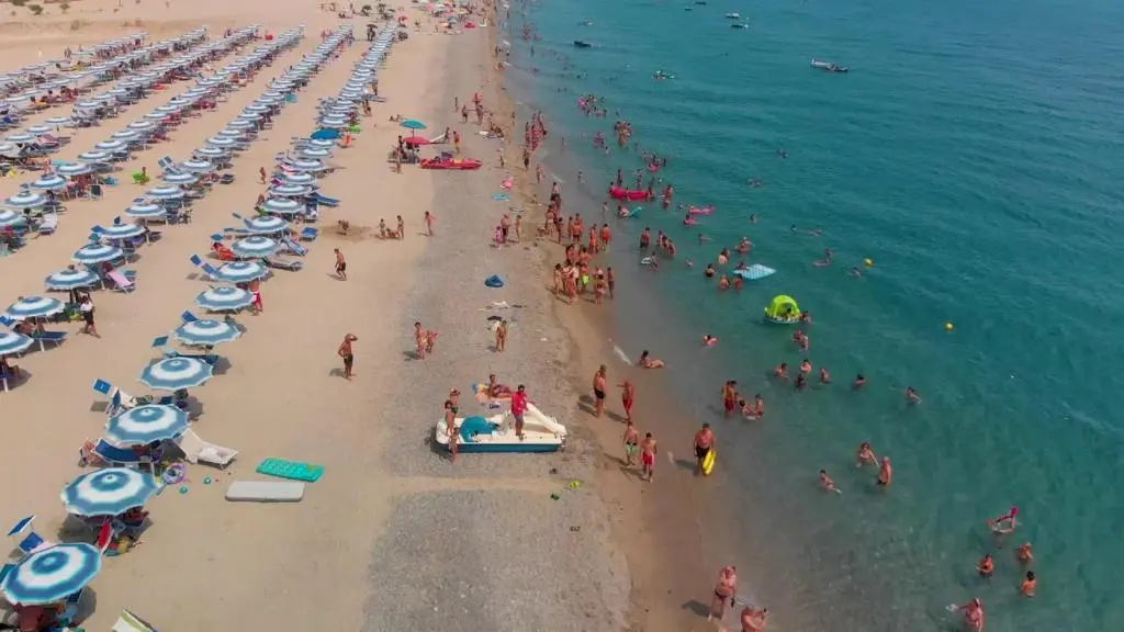 Appartamento Spazioso Vicino Al Mare