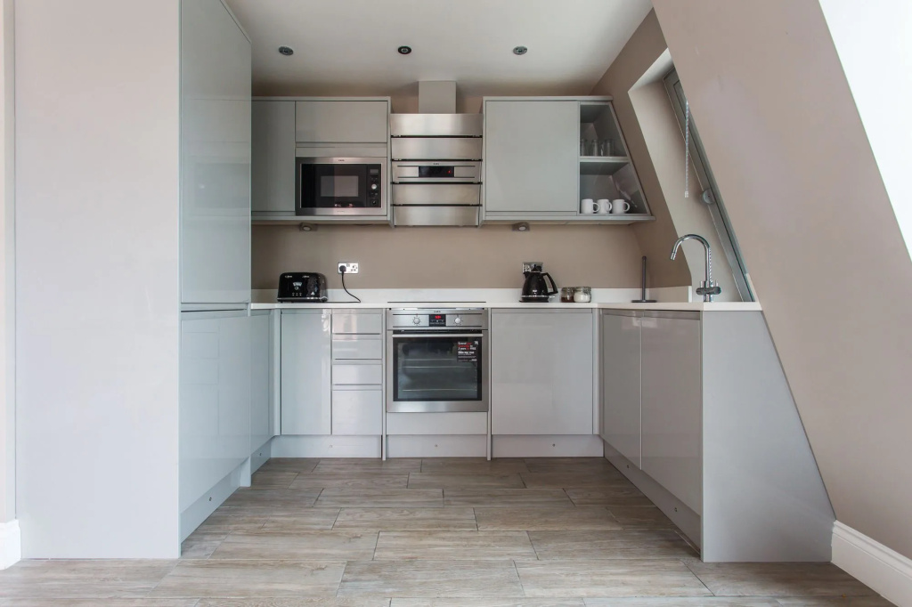 Brighton Beach Apartments