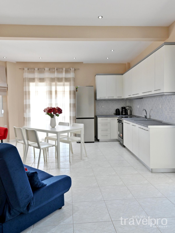 Sabbia Seafront Apartment  2 by TravelPro Serv...