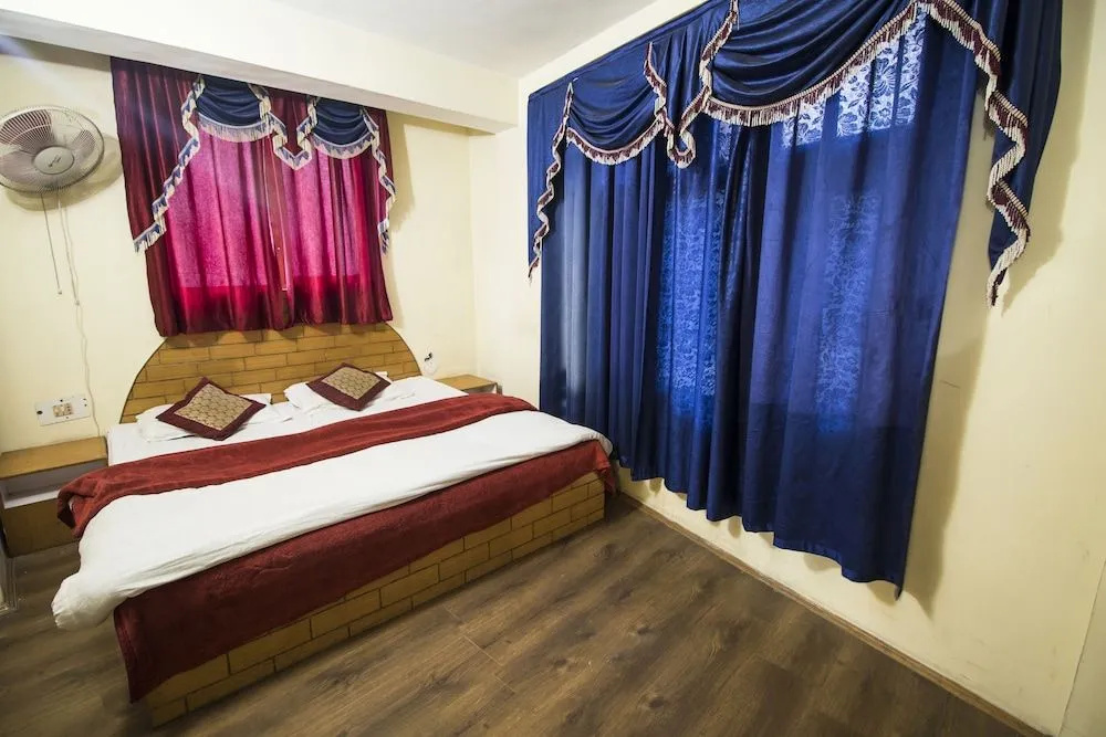 Triveni Hotel