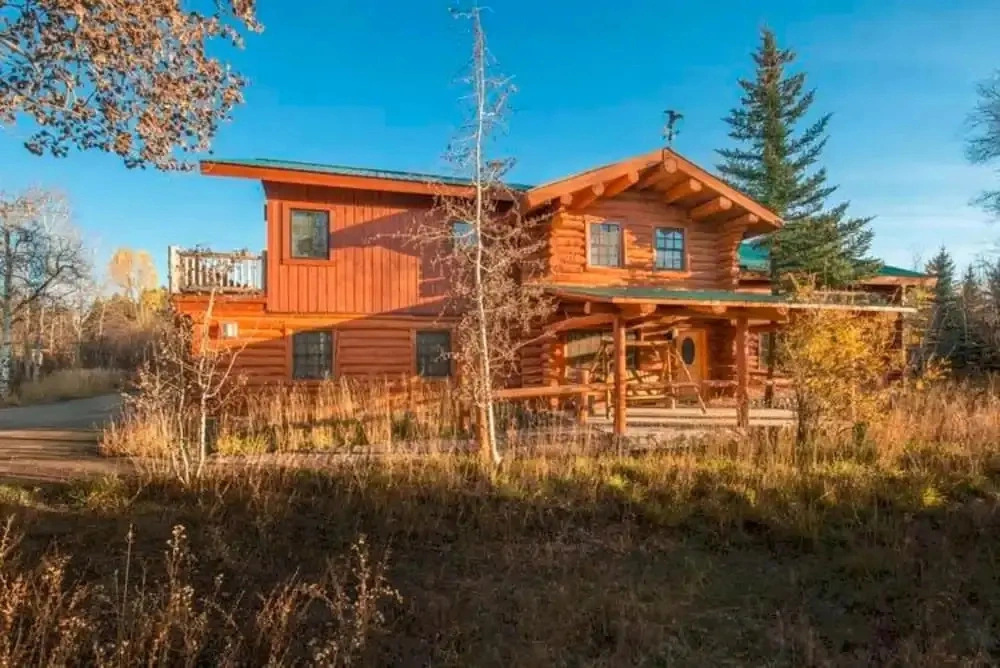 Mackers Cabin - 5BR + Loft Home + Private Hot Tub - LLH 63330