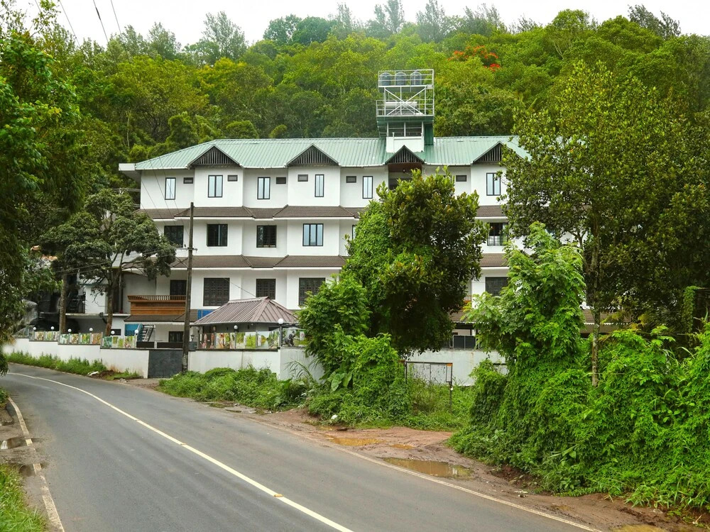 OYO 13019 Thekkady Cabanas