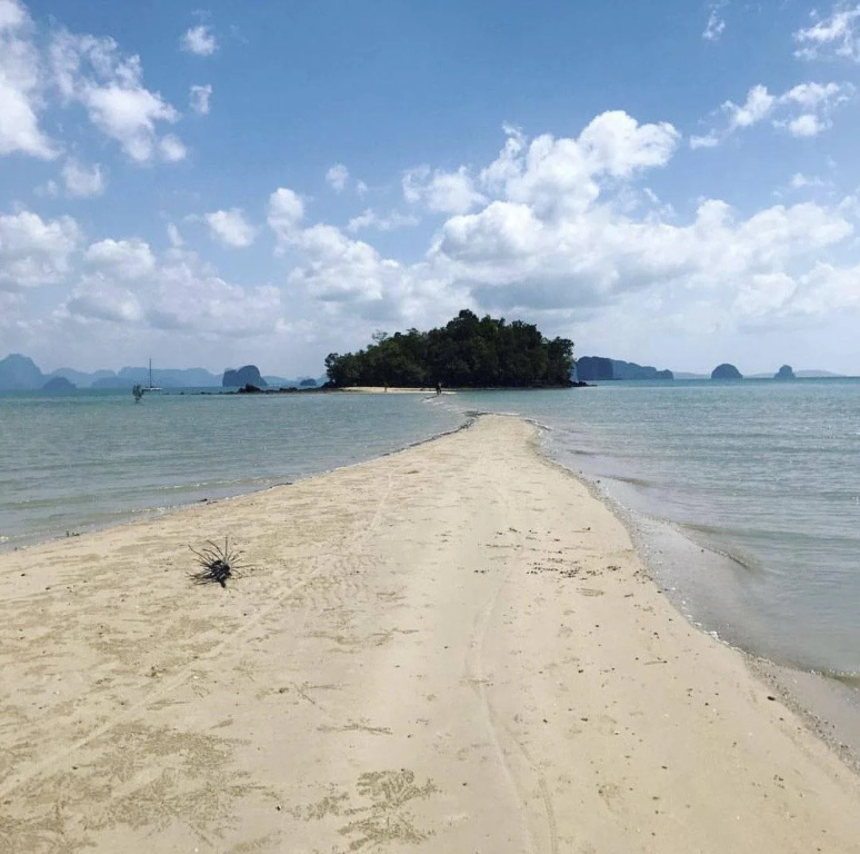 Holiday Resort - SHA Plus