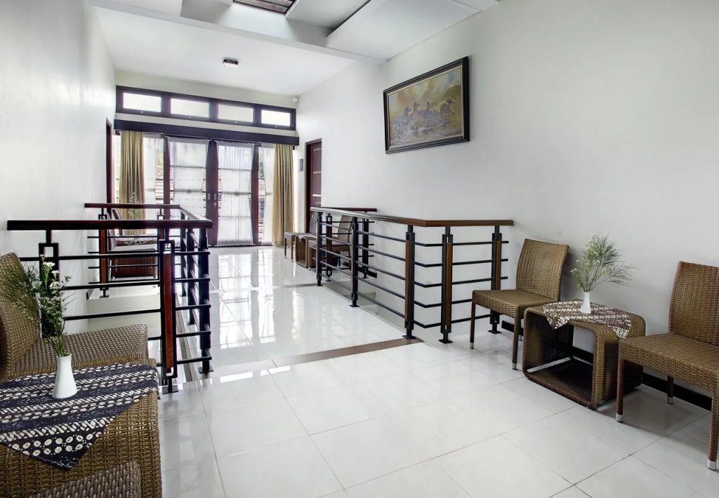 Omah Garuda Homestay