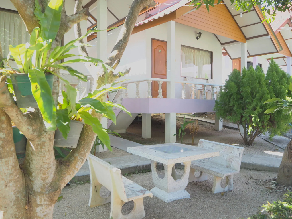 The Scenery Beach Resort