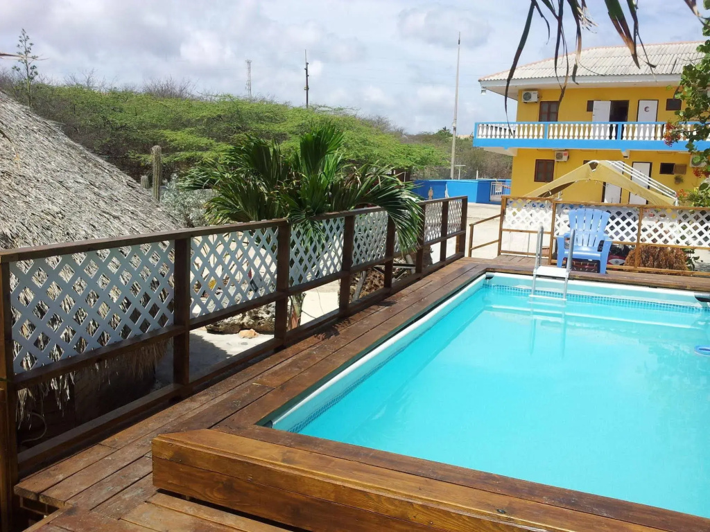 Sea Horizon Apartments