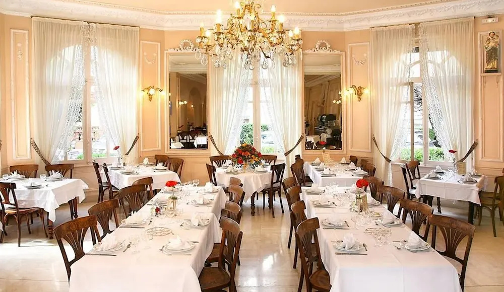 Hotel Metropole